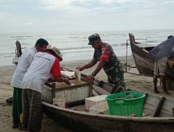 Sinergitas Dua Babin Saat Membantu Masyarakat Dalam Pembuatan JUT 