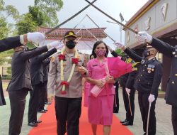 Polres Simalungun Laksanakan Welcome And Farewel Parade Serah Terima Jabatan Kapolres Simalungun