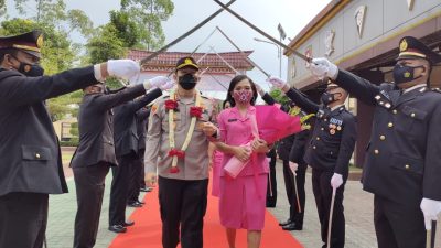 Polres Simalungun Laksanakan Welcome And Farewel Parade Serah Terima Jabatan Kapolres Simalungun