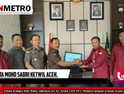 Ketua LSM SPA berikan Penghargaan kepada Kajari Bener Meriah di Hari Bhakti Adhyaksa ke-62Tahun 