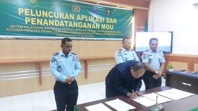 Kalapas Kelas IIB Padangsidimpuan Kanwil Kemenkumham Sumut Ikuti Launching dan MoU Aplikasi SIPINTER dan SEMPURNA PN
