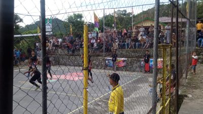Karang Taruna Kampung Sumber Jaya Gelar Turnamen Volly Ball Semi Open Memperebutkan Piala Hendra Budian Cup 