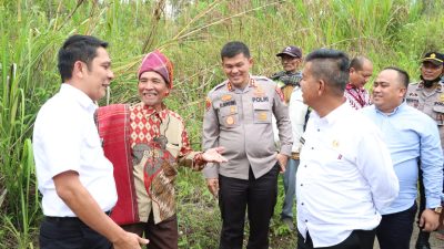 Kapolres bersama Bupati Simalungun dampingi Deputi II Staf Presiden (KSP) silaturahmi dan Berdialog dengan Masyarakat Sihaporas 