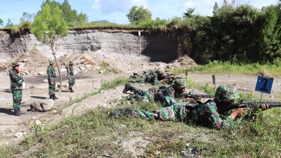 Tingkatkan Kemampuan Prajurit, Kodim 0106/Ateng Gelar Latihan Menembak