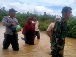 Kapolsek Pantee Bidari Data Korban Terdampak Banjir