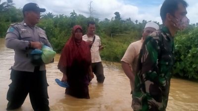 Kapolsek Pantee Bidari Data Korban Terdampak Banjir