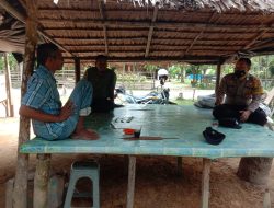 Bripka Sarmin Sambangi dan Sampaikan Pesan Himbauan kepada Warga 