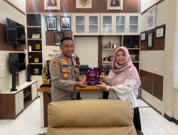 Polres Bener Meriah Terima Plakat Penghargaan dari Kepala BPS Bener Meriah