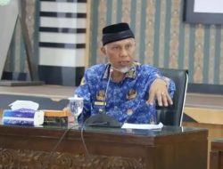 Gubernur Sumbar: Mari Selamatkan Danau Singkarak   