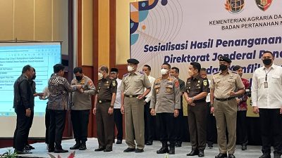 Kapolda Sulsel meraih Pin Emas dari Menteri ATR/ BPN RI Terkait Penanganan Kejahatan Pertanahan