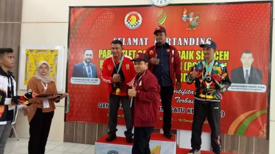 Percasi Cetak Sejarah Baru Aceh Timur di PORA XIV Pidie, Ketua KONI Melakukan Pengalungan Medali Emas   