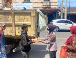 Polwan Polres Bener Meriah Salurkan Bantuan Sosial