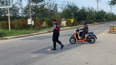 Ciptakan Rasa Aman dan Lancar, Satsamapta Polres Aceh Timur Gelar Strong Point Setiap Hari