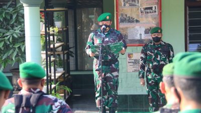 Pimpin Upacara Bendera Tujuh Belasan, Kasdim 0808/Blitar Bacakan Amanat Panglima TNI