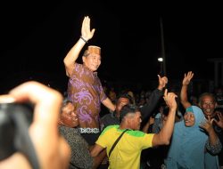 Gubernur Resmi Tutup Lomba Perahu Tradisional