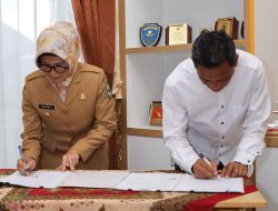 dr Susanti dan Rektor UISU Tandatangani MoU Pendidikan, Penelitian dan Pengabdian Masyarakat   