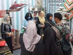 Produk Dekranasda Aceh Timur Laris Manis di Pameran Inacraft