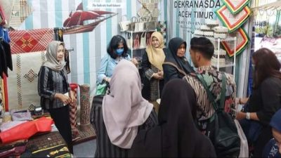 Produk Dekranasda Aceh Timur Laris Manis di Pameran Inacraft