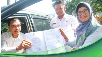 Penandatanganan Kinerja Pimpinan OPD, dr Susanti Sambangi Kadisnaker ke Mobil