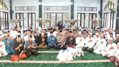 Wakapolda Sumut Safari Subuh ke Mesjid Ar – Raudhah sekaligus Giat Jumat Berkah