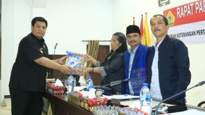Bupati Samosir Sampaikan Nota Pengantar LKPJ TA 2022, Realisasi PAD Capai 81,21 Persen