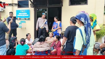 Puluhan Omak-Omak Asal Salam Tani Pancur Batu “Geruduk” Propam Polda Sumut