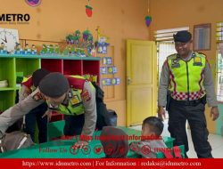 Keseruan Sampta Polres Langsa Bermain bersama Murid TK di Langsa