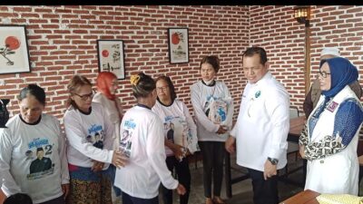 Tim Pemenangan Ikhwan Berbagi kepada kaum Nasrani Sambut Nataru serta Rancangan Posko Aspirasi Masyarakat 2024