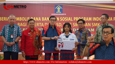 Menkumham, Yasonna Serahkan Bantuan Dana Pendidikan bagi Peserta Didik di Sumatera Utara