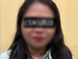 Polisi Tangkap Dua Wanita yang Tengah Asik Melakukan Prostitusi Online