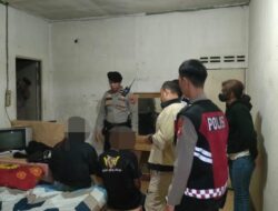 Asik Kelonan Enam Sejoli Kaget Lempar Selimut Akibat di Datangi Polisi