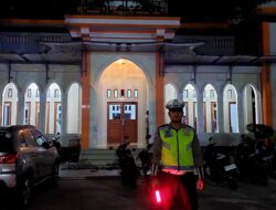Sat Lantas Polres Simalungun Gelar Blue Light Patrol di Mesjid-Mesjid Selama Sholat Tarawih untuk Tingkatkan Keamanan