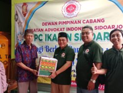 Jelang 1 Syawal 1445 H, Pengurus DPC IKADIN Sidoarjo Santuni Anak Yatim
