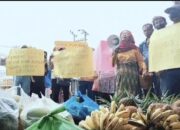Bawa Hasil Pertanian Ke Kajari Deli Serdang, Warga Pancur Batu Dukung ESG Tetap Diproses Hukum