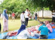 Dirumdis Plt Bupati Labuhan Batu Ellya Rosa Siregar Menyembelih 4 Ekor Sapi Kurban 