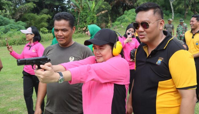 Bhayangkari Cabang Simalungun Semarakkan Hari Bhayangkara Ke-78 dengan Latihan Menembak Bersama