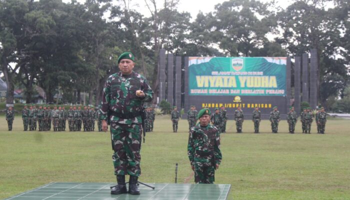 Upacara Bendera setiap 17-an Bulan Juli 2024 di Lapangan Jenderal Soedirman Rindam I/BB