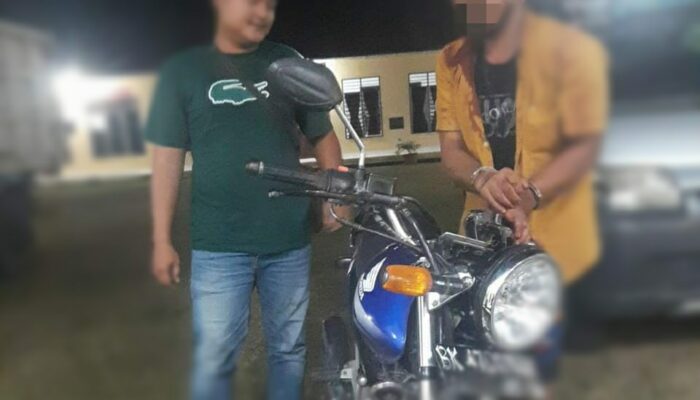 Polsek Tanah Jawa Amankan Pelaku Pencurian Motor di Parkiran Masjid Al Furqon