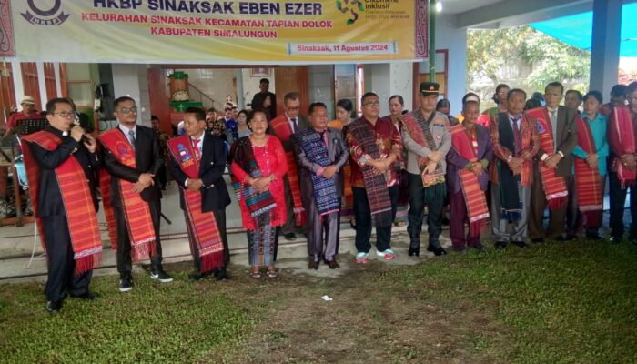 Kapolsek Serbalawan Hadiri Pesta Pembangunan Gereja HKBP Ebenezer: Ajak Jaga Toleransi dan Iklim Politik Sejuk Jelang Pilkada 2024