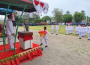Upacara Pengibaran Bendera Peringati HUT RI ke-79 Diiring dengan Acara Atraksi Drum Band