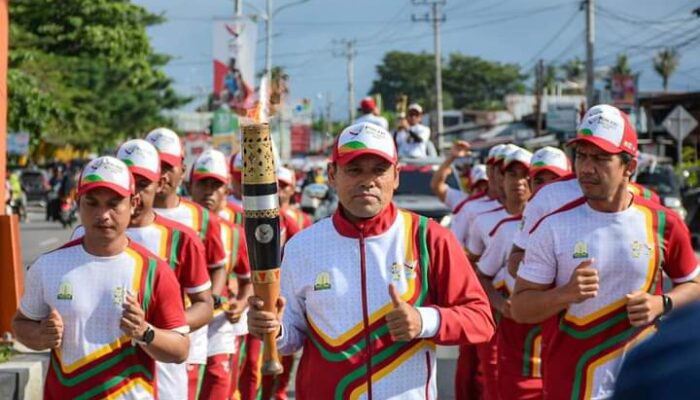 Rombongan Kirab Api PON XXI Aceh – Sumut Disambut meriah Pemkab Bireuen