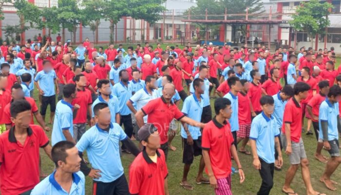 Jumat Berkah, Lapas Narkotika Langkat Gelar Senam bersama dan Cek Kesehatan serta Pembagian Vitamin dan Bubur kepada Warga Binaan