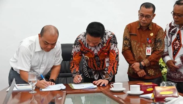 Pemkab Humbahas Tandatangani MoU dengan Institut Teknologi DEL