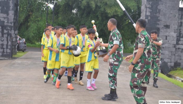 Sekolah Sepak Bola Rakasa Muda Resimen Arhanud 2/SSM Juarai Turnamen Sepak Bola Macan Asia