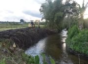 Bupati Humbahas Tinjau Pelebaran Sungai di Matiti Doloksanggul