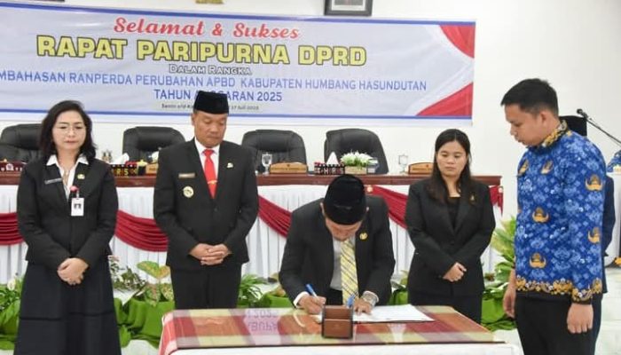 DPRD Humbahas Setujui Ranperda P-APBD 2025 Menjadi Perda