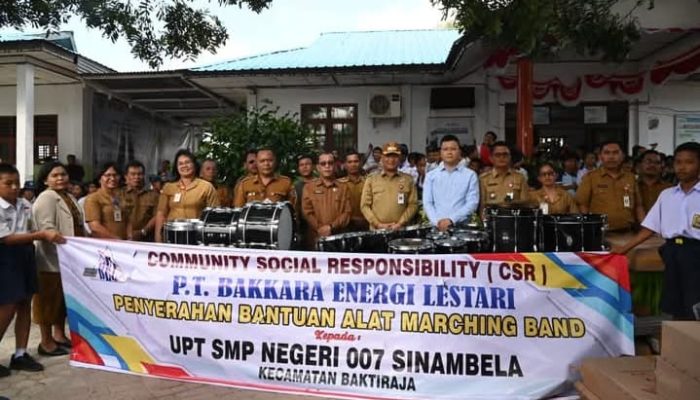 PT Bakara Energi Lestari Salurkan Bantuan CSR Alat Marching Band Ke SMPN 007 Baktiraja, Disaksikan Bupati Humbahas