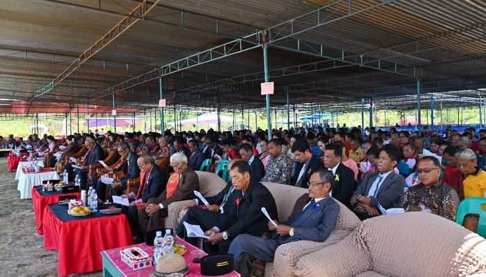Bupati Humbahas Hadiri Pesta Partangiangan PBMNBB ke-70 di Lintongnihuta