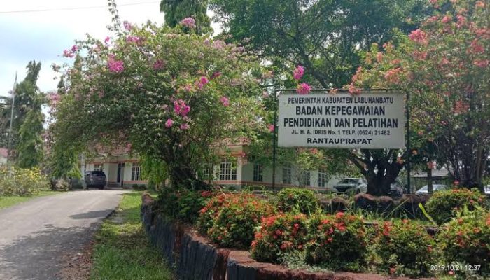 Dua Pejabat Labuhanbatu Resmi Dilantik, Penuhi Syarat Jabatan