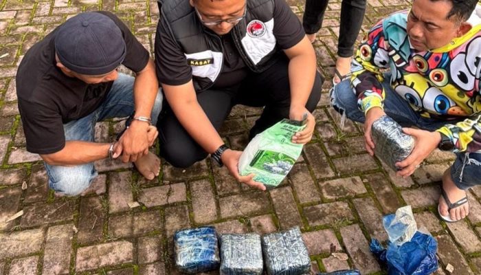 Satnarkoba Polrestabes Medan Tangkap Kurir Narkoba Jaringan Internasional, 8 Kilogram Sabu dan Ribuan Pil Ekstasi Dista